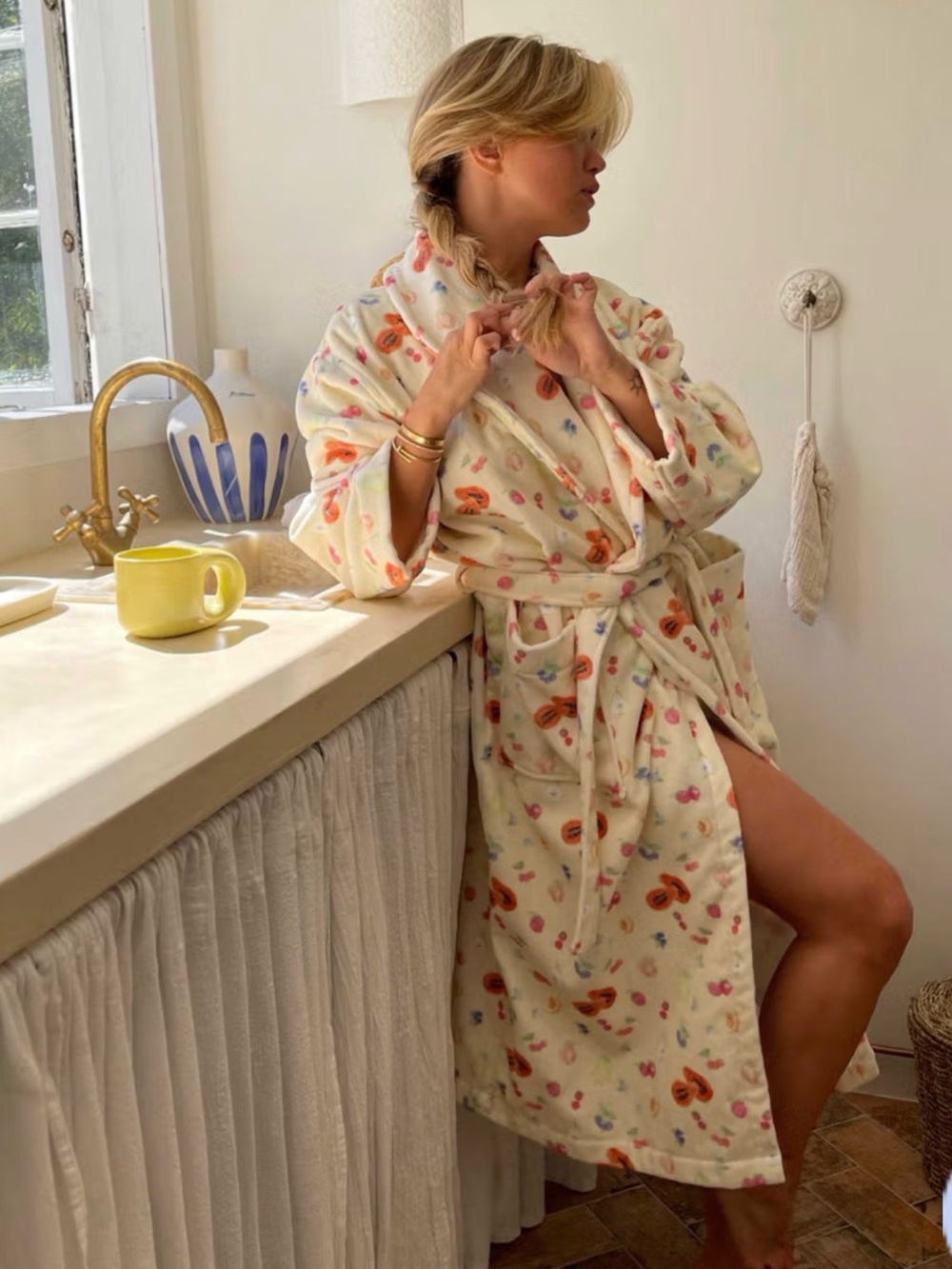 Djerf Avenue Robe Fruit M/L NWT